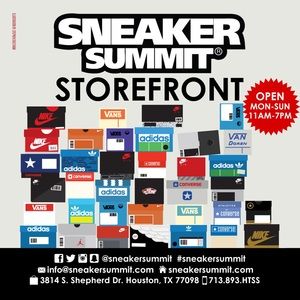 Meet your Posher, Sneaker